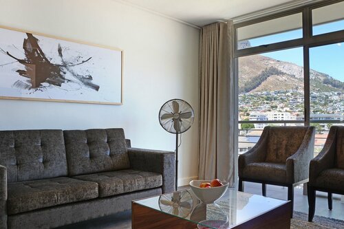 Гостиница The Verge Aparthotel в Кейптауне