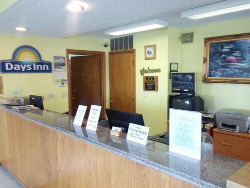 Гостиница Days Inn by Wyndham Wichita West Near Airport в Уичите