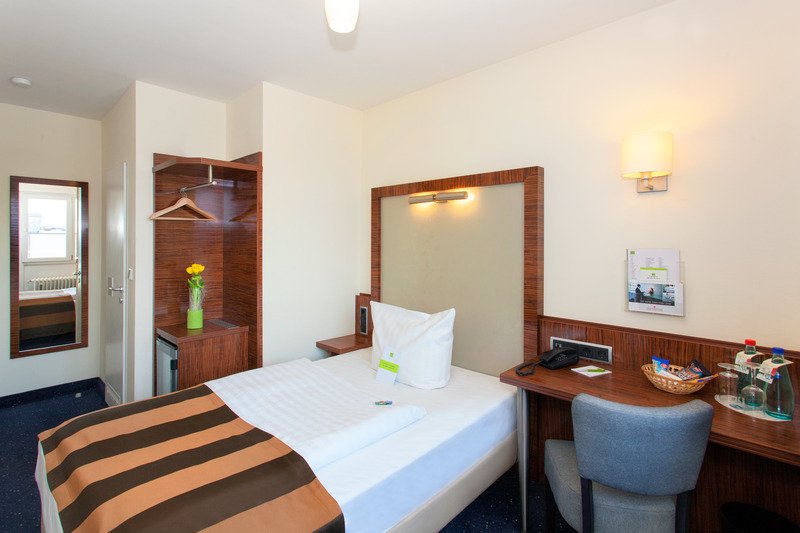 Фото Hotel Scala Frankfurt City