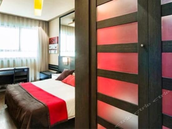 Фото Be Live City Center Talavera