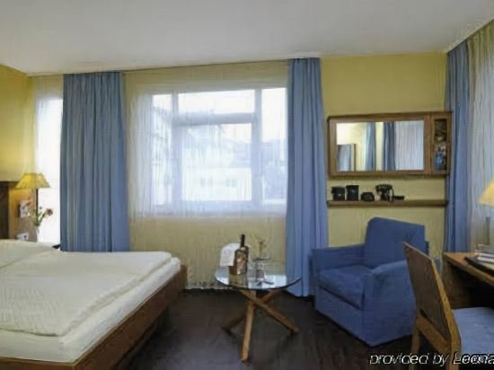 Фото Hotel am Schillerpark