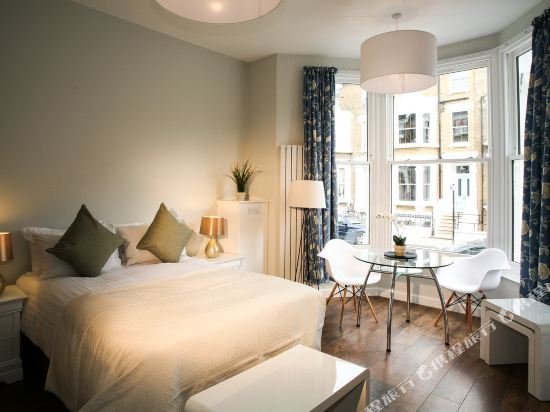 Фото Lamington Apartments