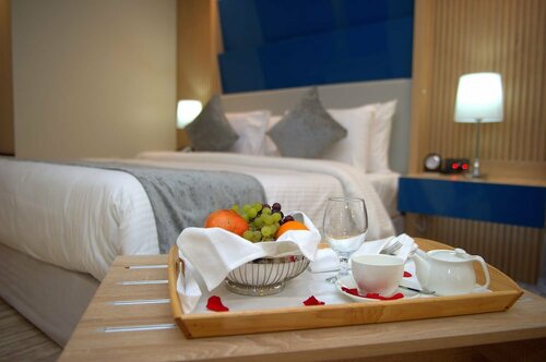 Гостиница Almansour Suites Hotel Doha в Дохе