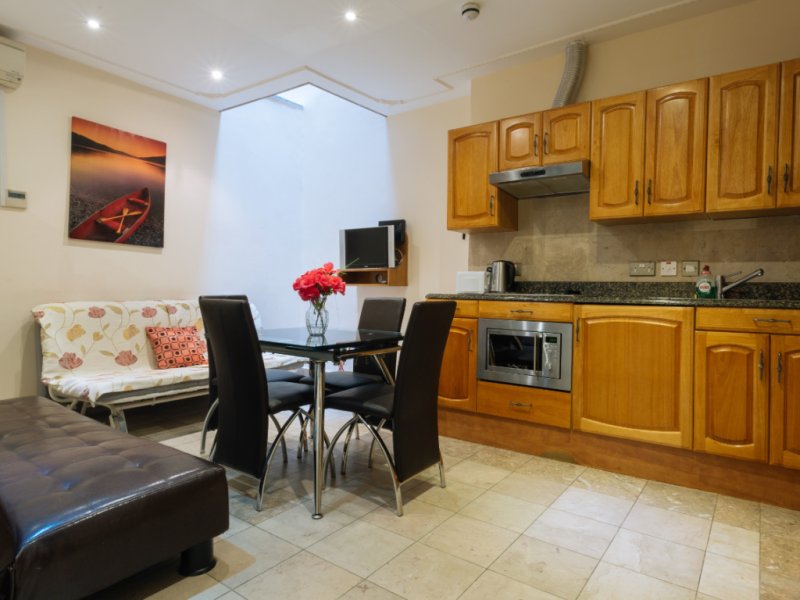 Фото London Plaza Serviced Apartments