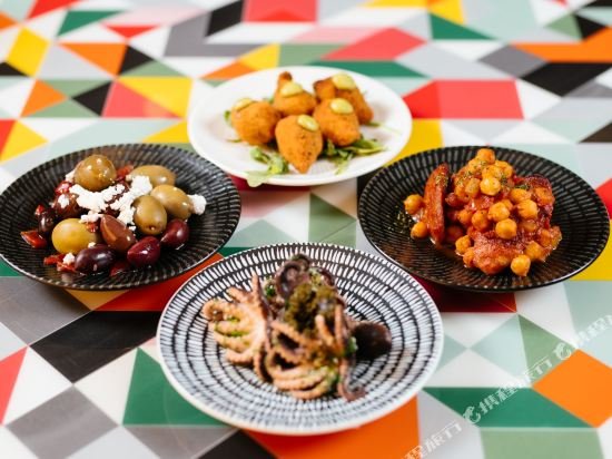 Фото DoubleTree by Hilton Perth Northbridge