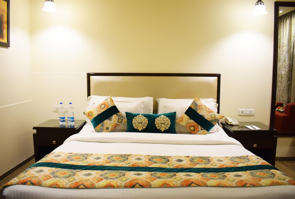 Фото One Earth Avaas