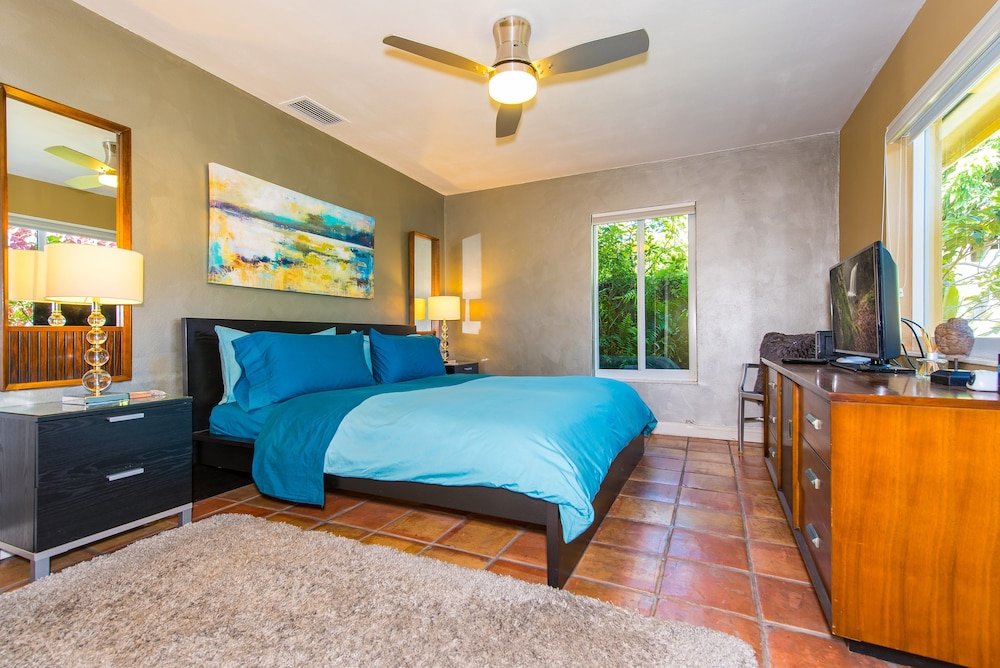 Фото Lush Oasis Home - 2 Br home by RedAwning