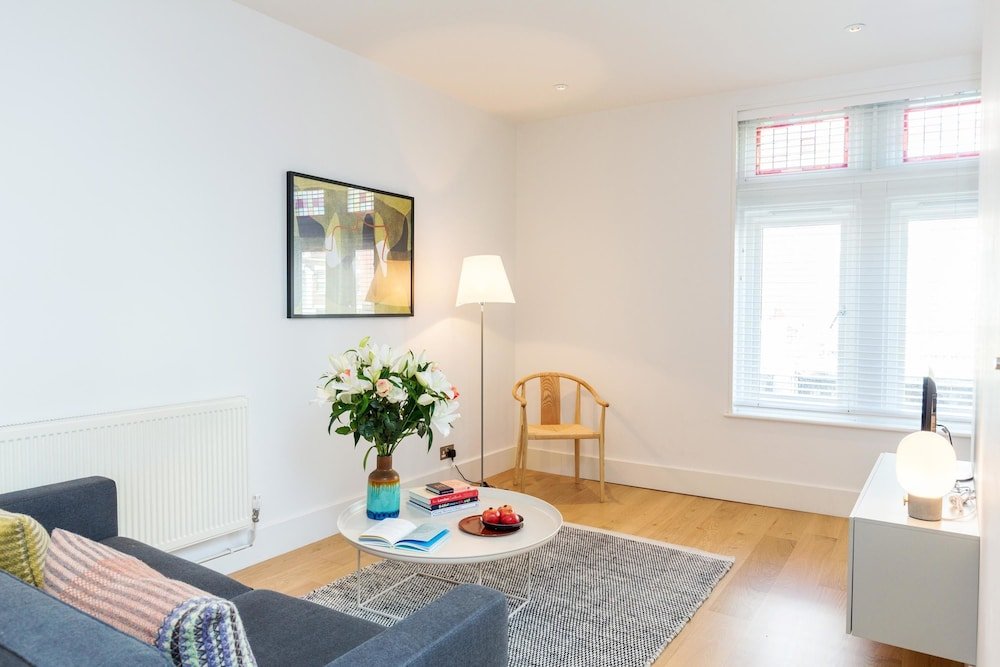 Фото Native Fulham