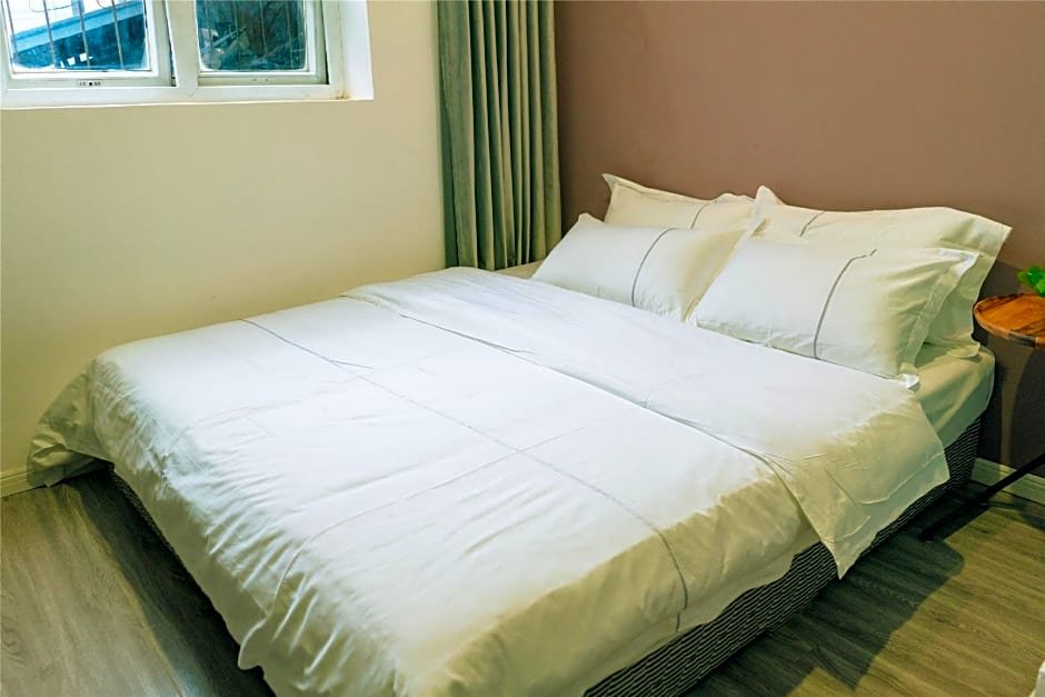 Фото Mr. Panda International Youth Hotel