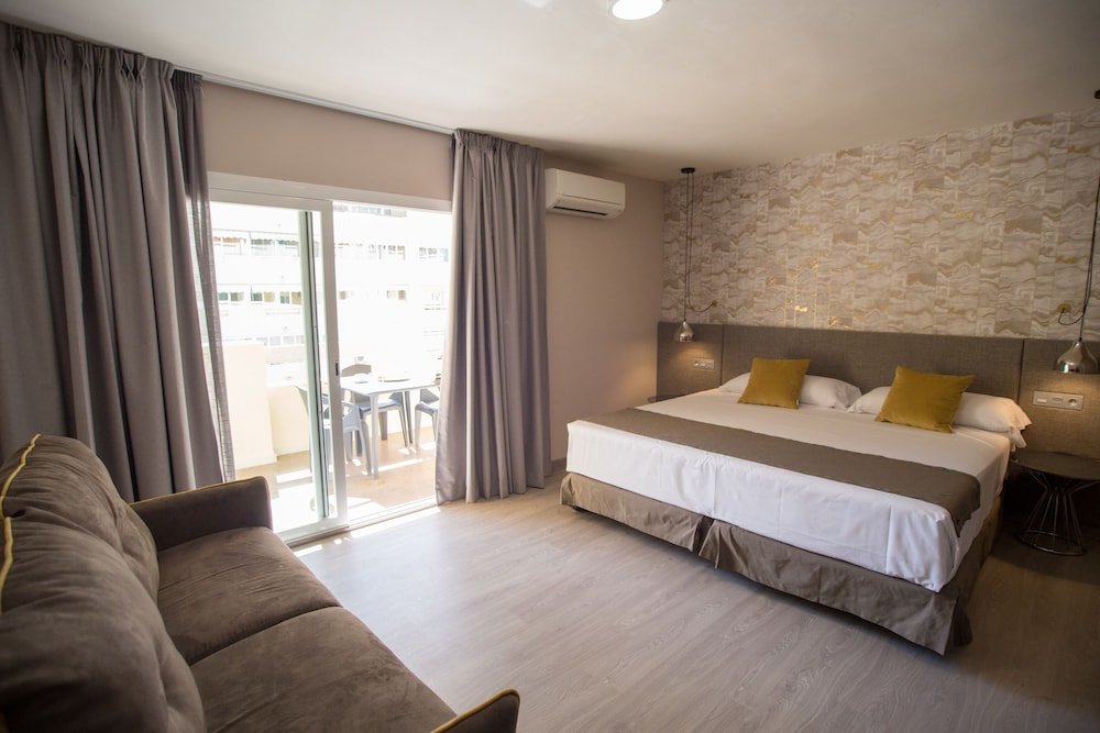 Фото Ona Marbella Inn