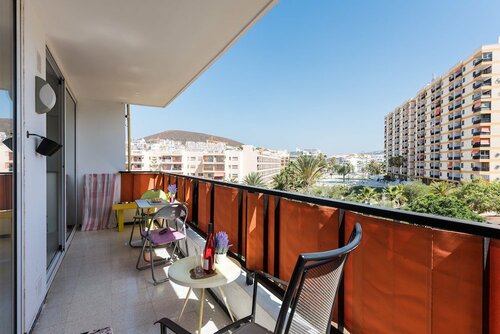 Жильё посуточно 41. Los Cristianos Apartment, First Sea Line, Parking, Wifi