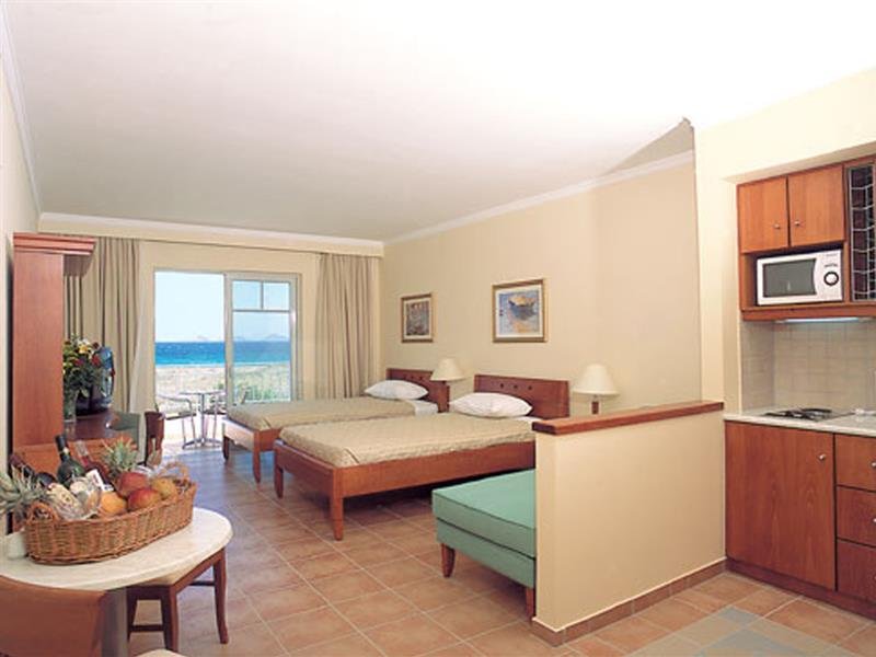 Фото Pelagos Suites Hotel & SPA