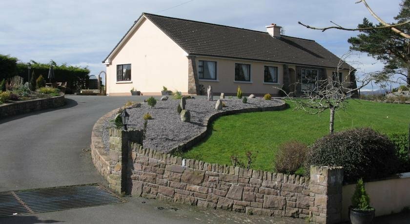 Hut site in Kilgobnet