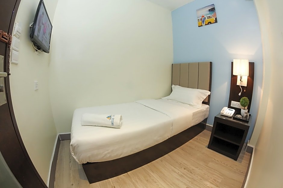 Фото Amigo Hotel