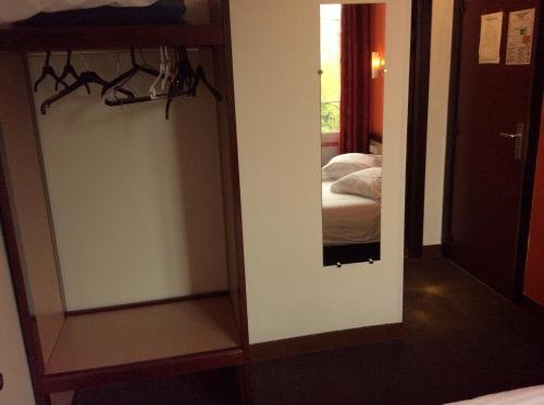 Фото Hotel De La Place