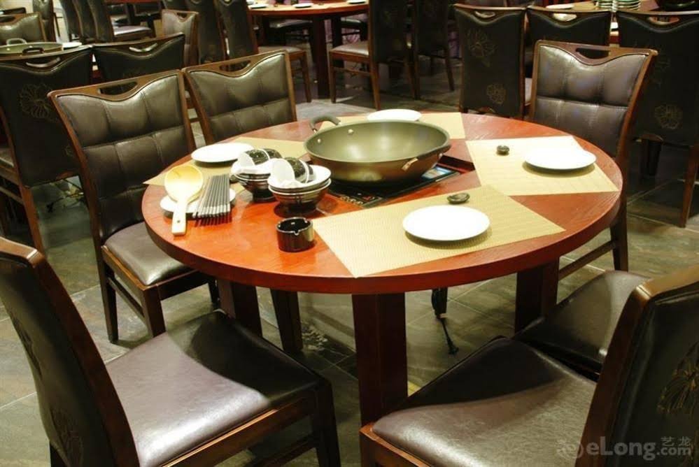 Фото Guangzhou Gorgeous Hotel