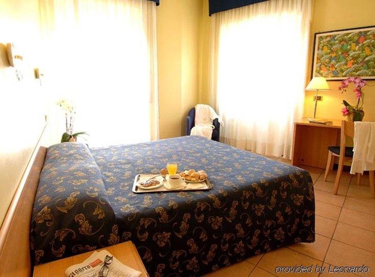 Фото Hotel Mennini