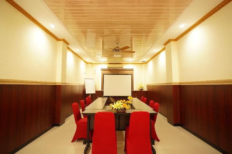 Фото Oyo 147 Hotel Winer