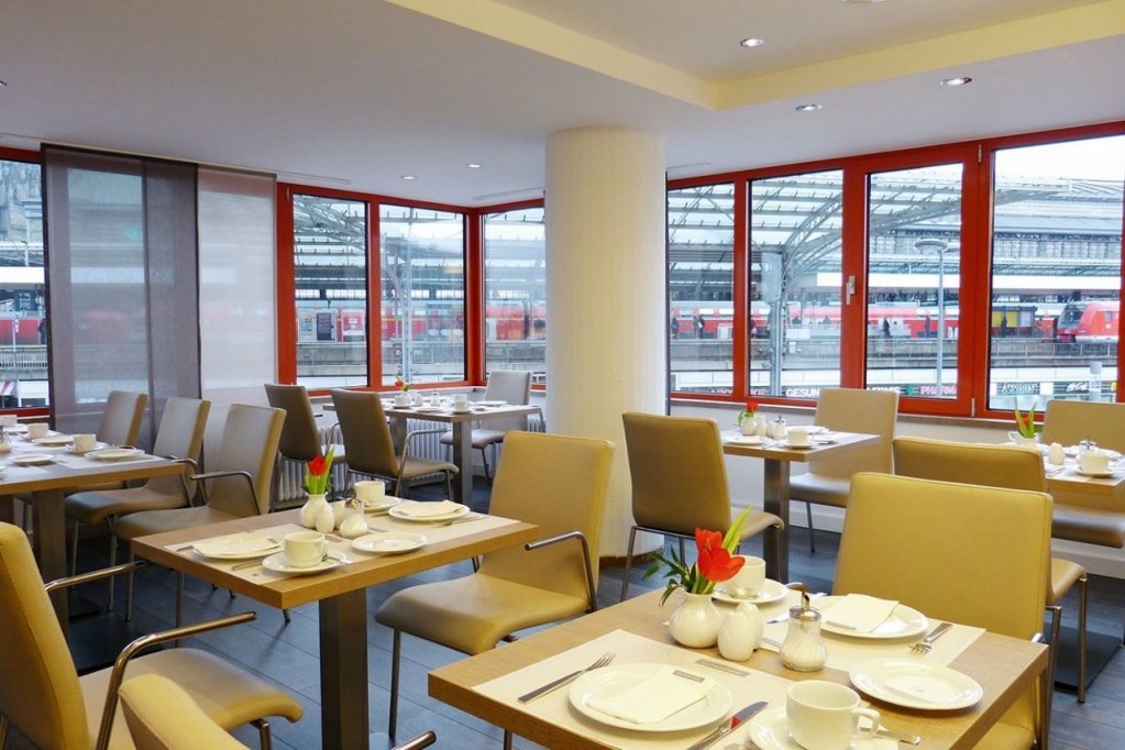Фото Kommerzhotel Köln