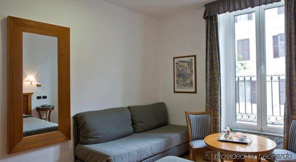 Фото Hotel Diplomatic