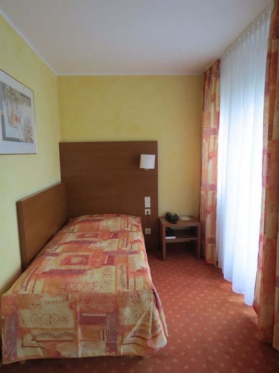 Фото Novum Hotel Rega Stuttgart City Center