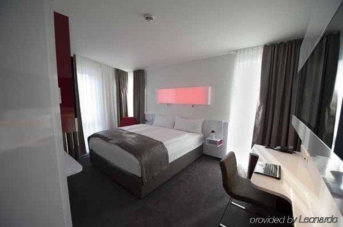 Фото Dormero Hotel Frankfurt Messe