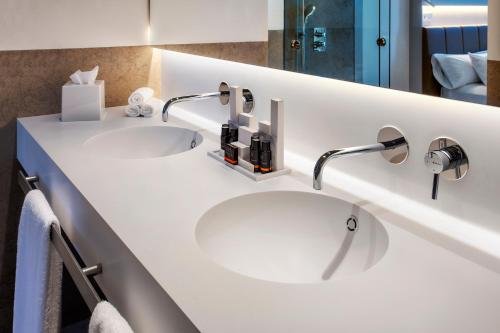 Фото Hotel Kivir