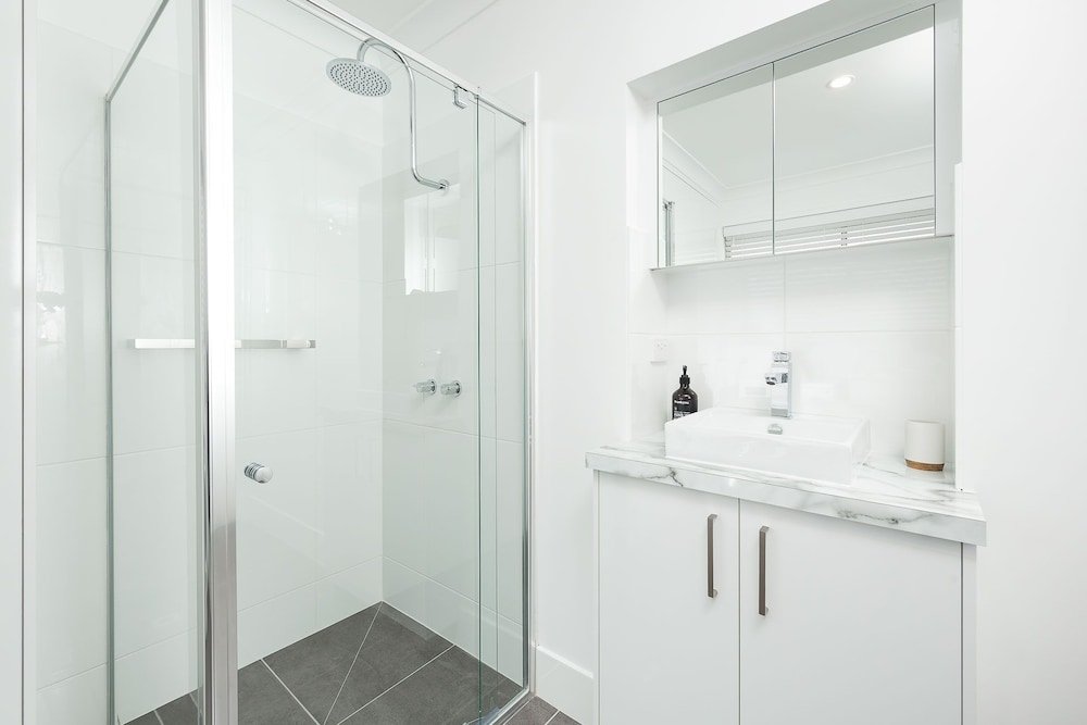 Фото The Executive - Central & Sophisticated