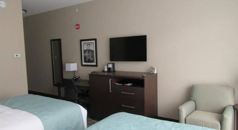 Фото Best Western Plus Hotel Montreal