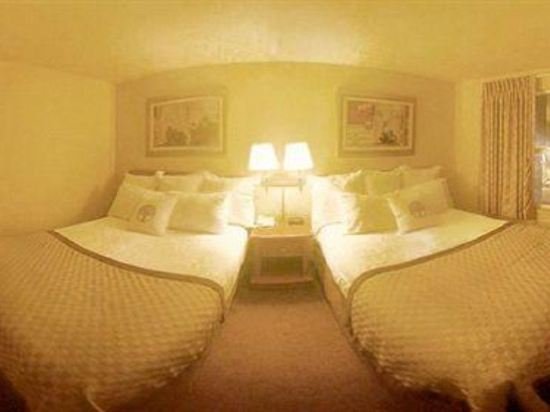 Фото Hawthorn Suites by Wyndham Oakland/Alameda