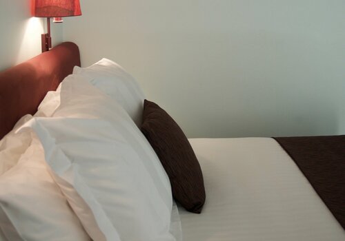 Гостиница SureStay Hotel by Best Western The Clarence on Melville