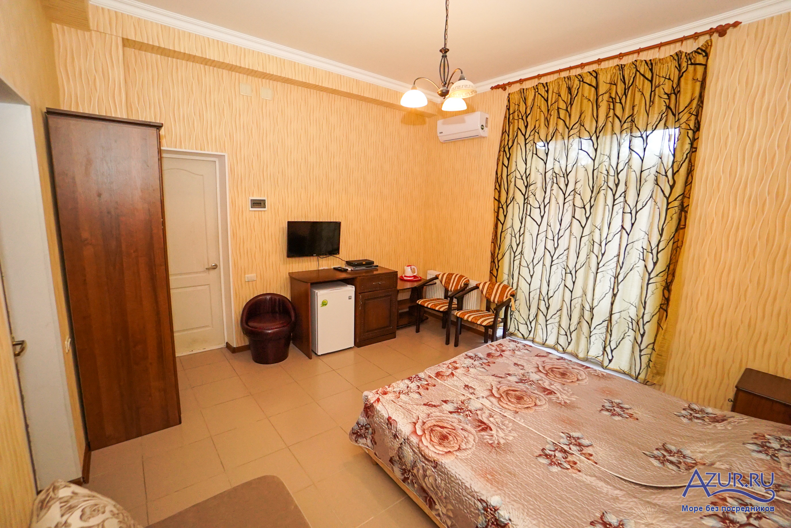 Фото Stone House