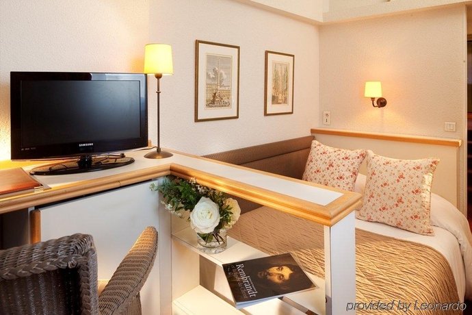 Фото Hôtel Henri IV Rive Gauche