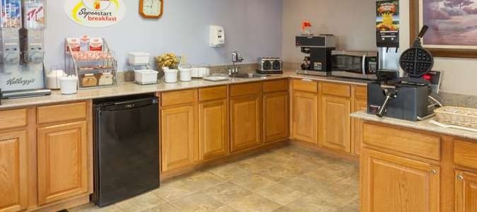 Фото Super 8 by Wyndham Michigan City