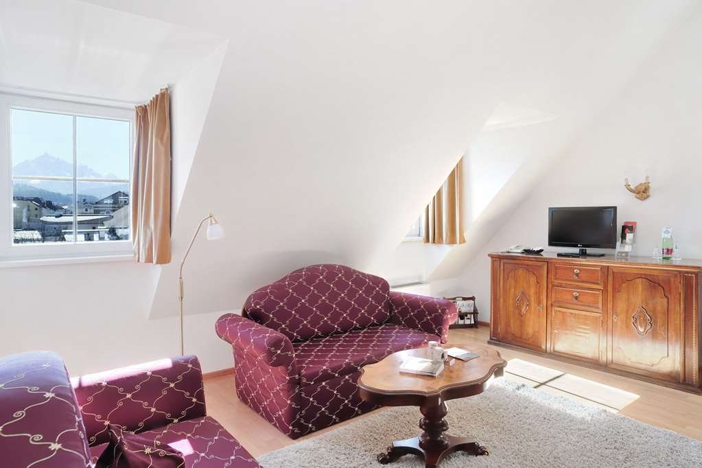 Фото Hotel Schwarzer Adler