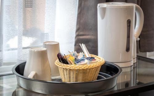 Фото Hellenic Hotel London by Saba