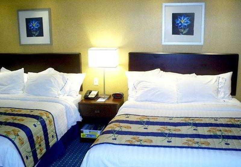 Фото Springhill Suites by Marriott Pittsburgh Mills