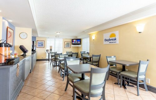 Гостиница Days Inn by Wyndham Jacksonville Baymeadows