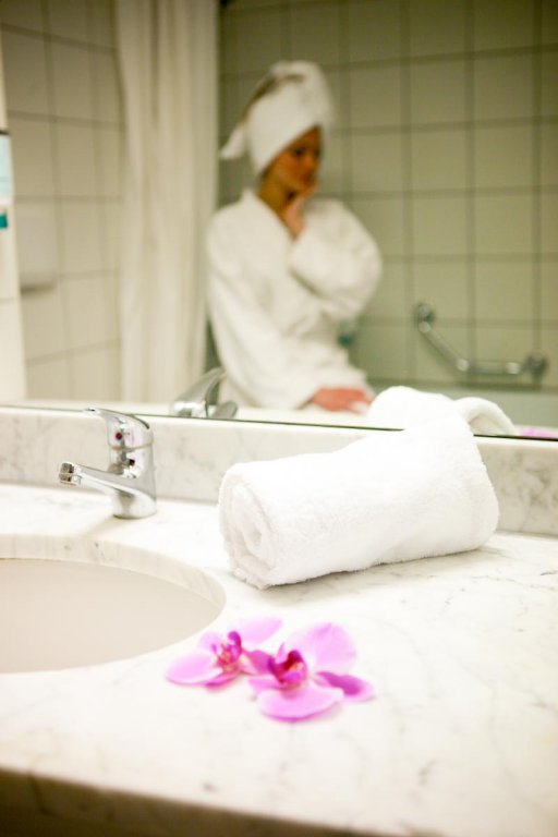 Фото 24hours Apartment Hotel