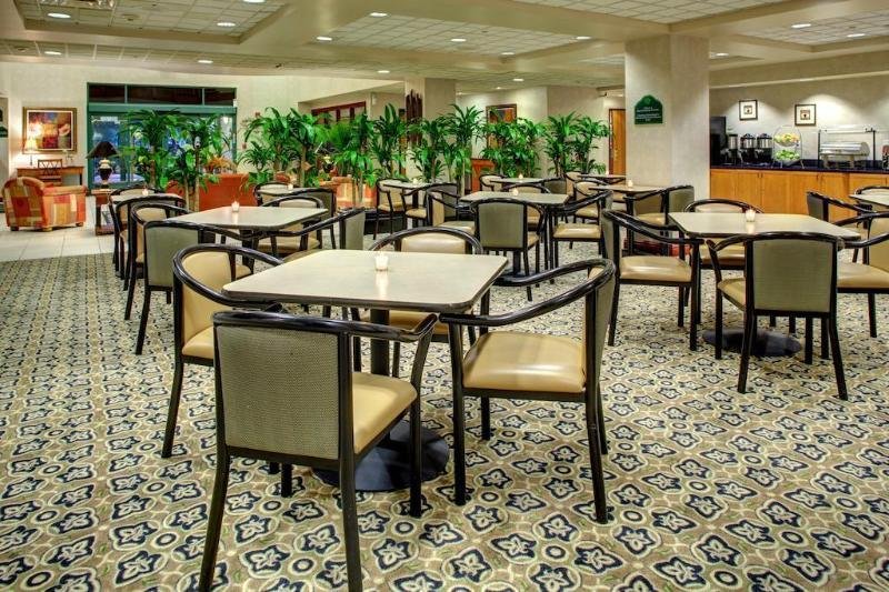 Фото Home2 Suites by Hilton Miramar Ft. Lauderdale