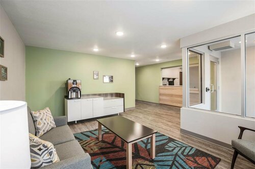 Гостиница WoodSpring Suites Detroit Madison Heights в Медисон Хайтс