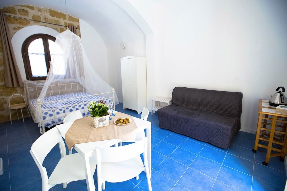 Фото Sciabika Home Edificio Eolie