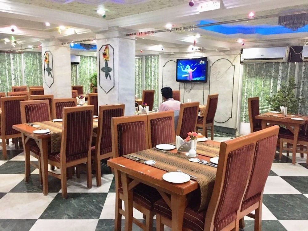 Фото Fabhotel Panasia International