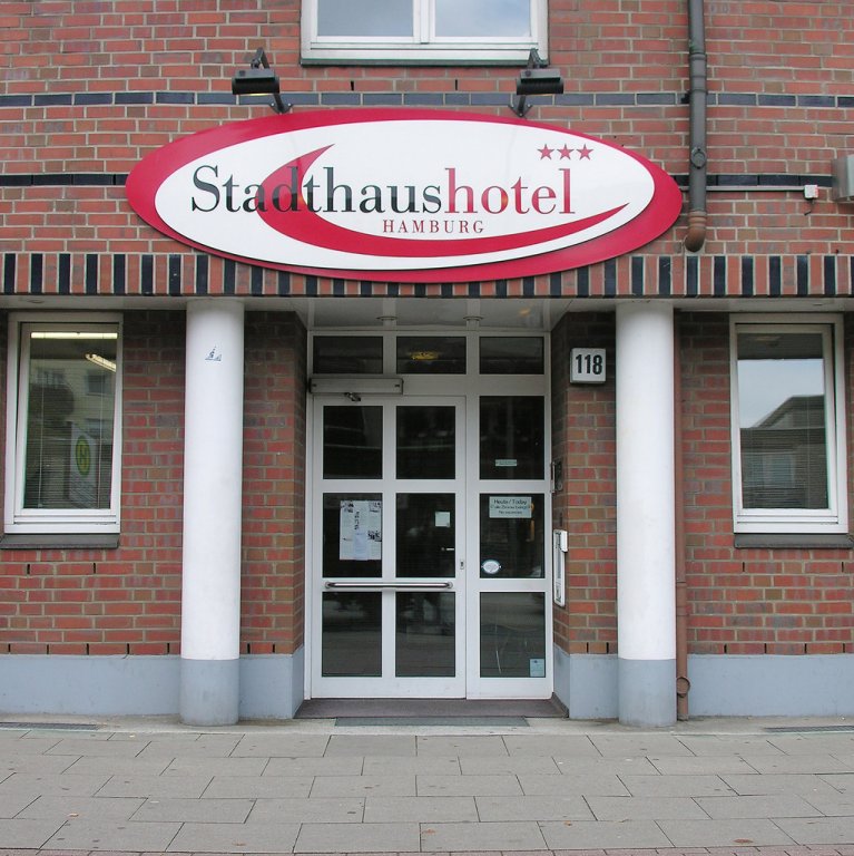 Фото отеля 1