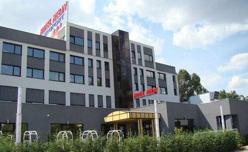 Гостиница Hotel Helin Aeroport в Крайове