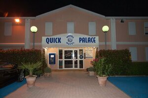 Гостиница Quick Palace Pau