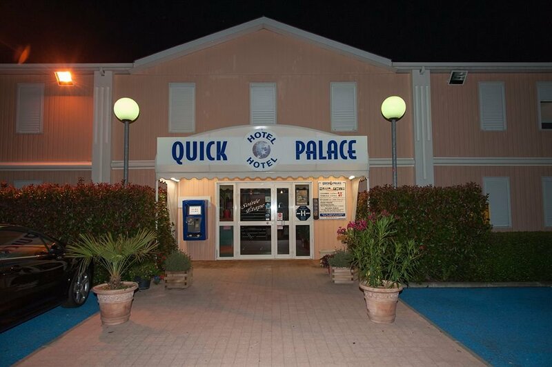 Гостиница Quick Palace Pau