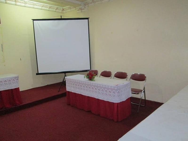 Фото Hotel Surya