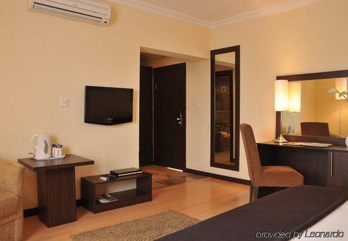 Фото Apo Apartments