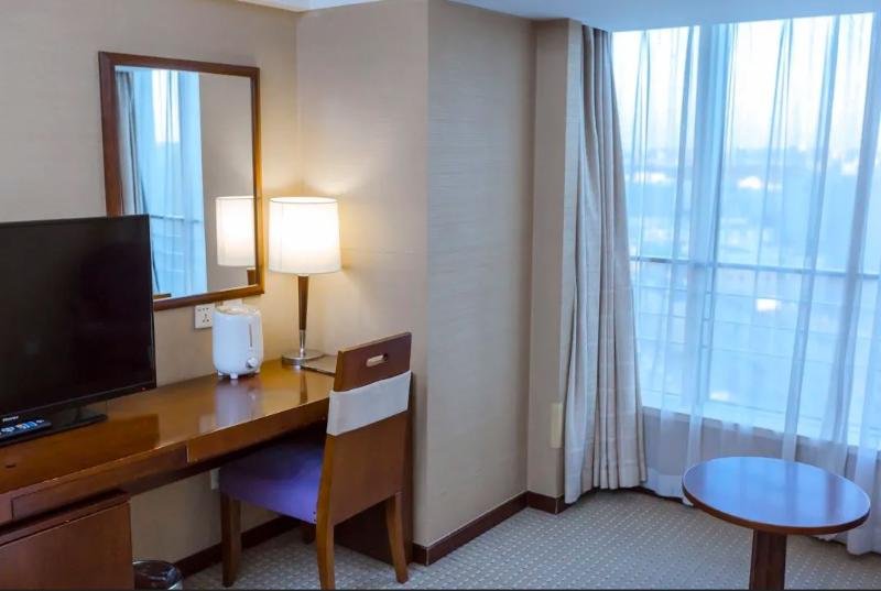 Фото Dong Fang Hotel Beijing